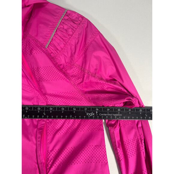 Lululemon Women's Pack & Go Pullover Wind Breaker in Paris Pink, Size: 6 - Picture 4 of 14